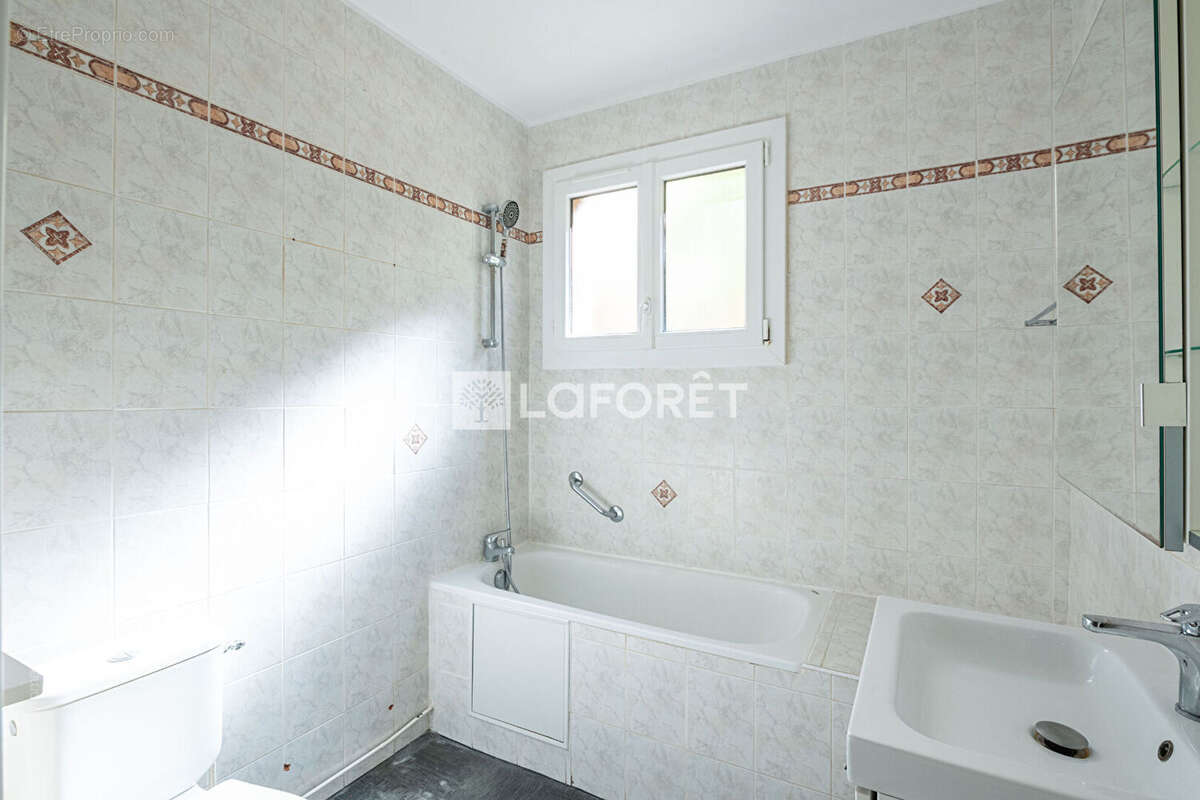 Appartement à LOUVECIENNES