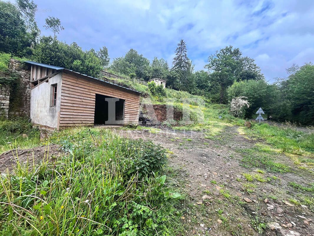 Maison à CHAMPSECRET