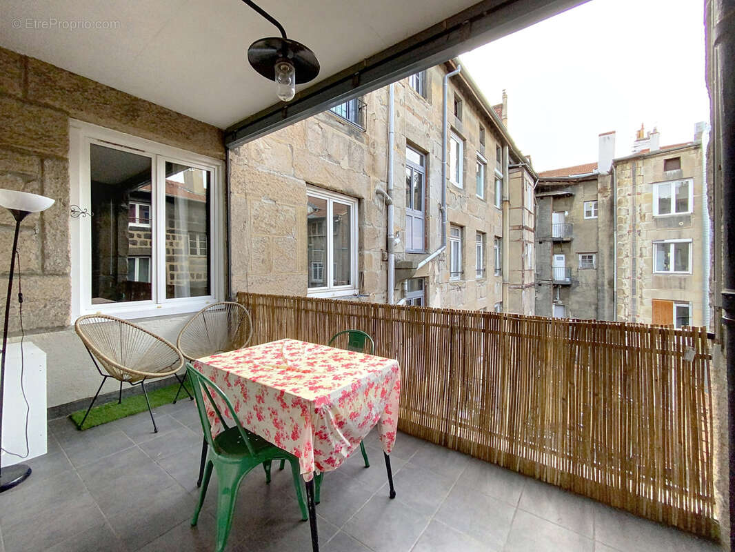 Appartement à SAINT-ETIENNE