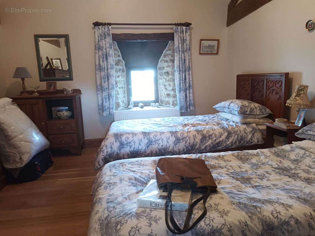 Maison 140m² à valence-en-poitou - photo 11