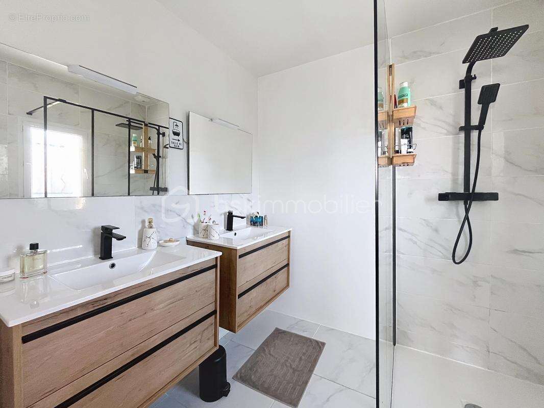 Maison à MARIGNY-LES-USAGES