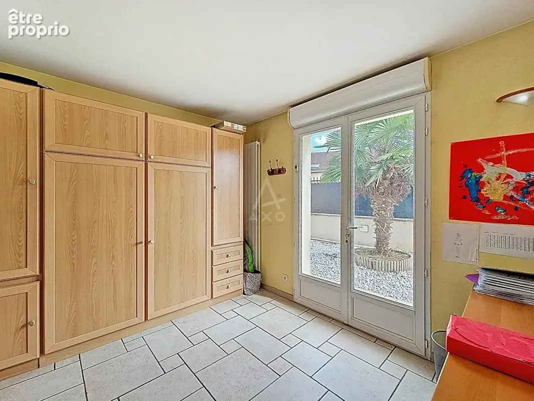 Maison 160 m² à Saint-Maur-Des-Fosses  - photo 6