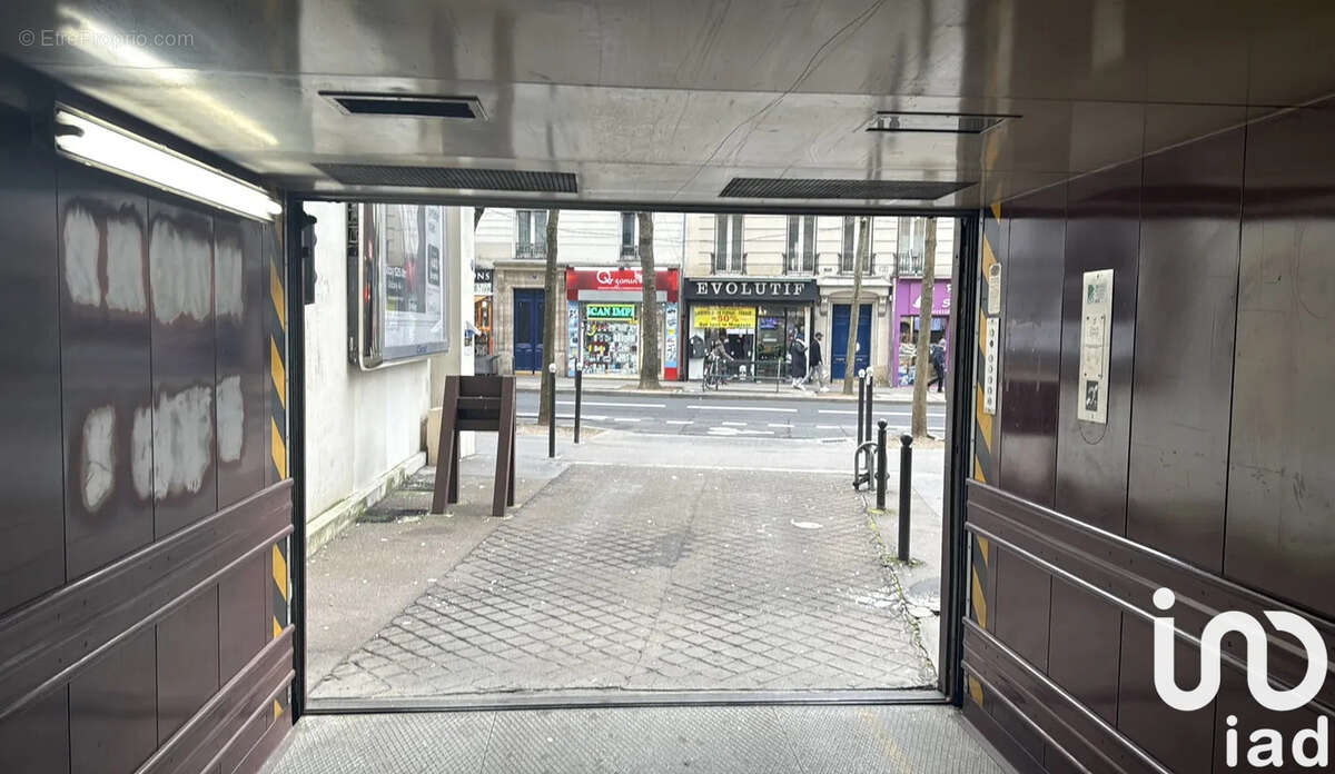 Photo 4 - Parking à PARIS-14E