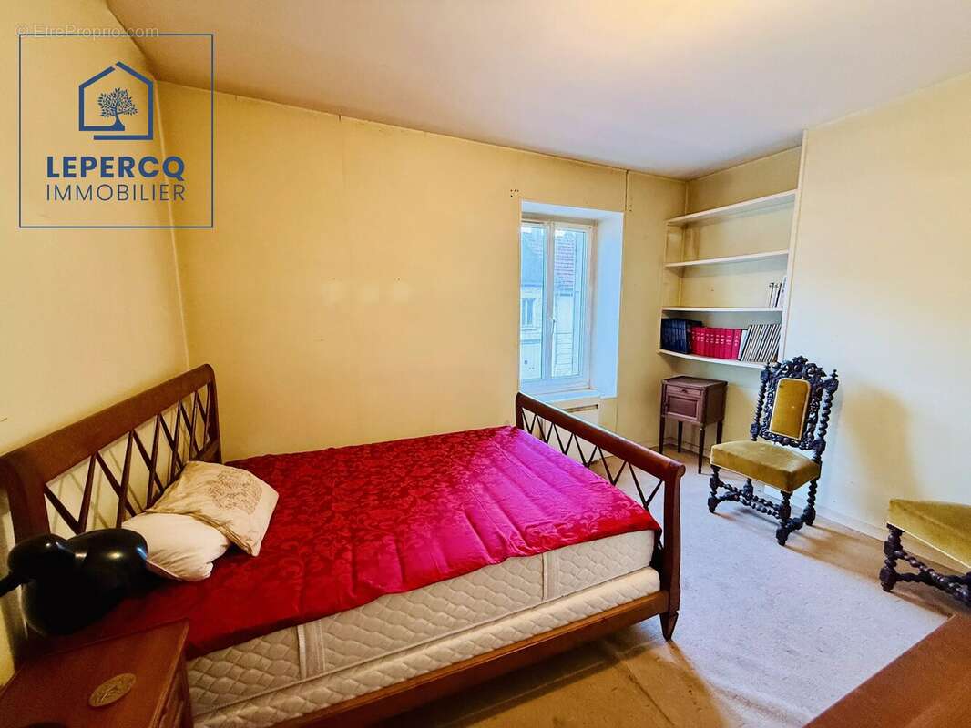 Maison à LA FERTE-MILON