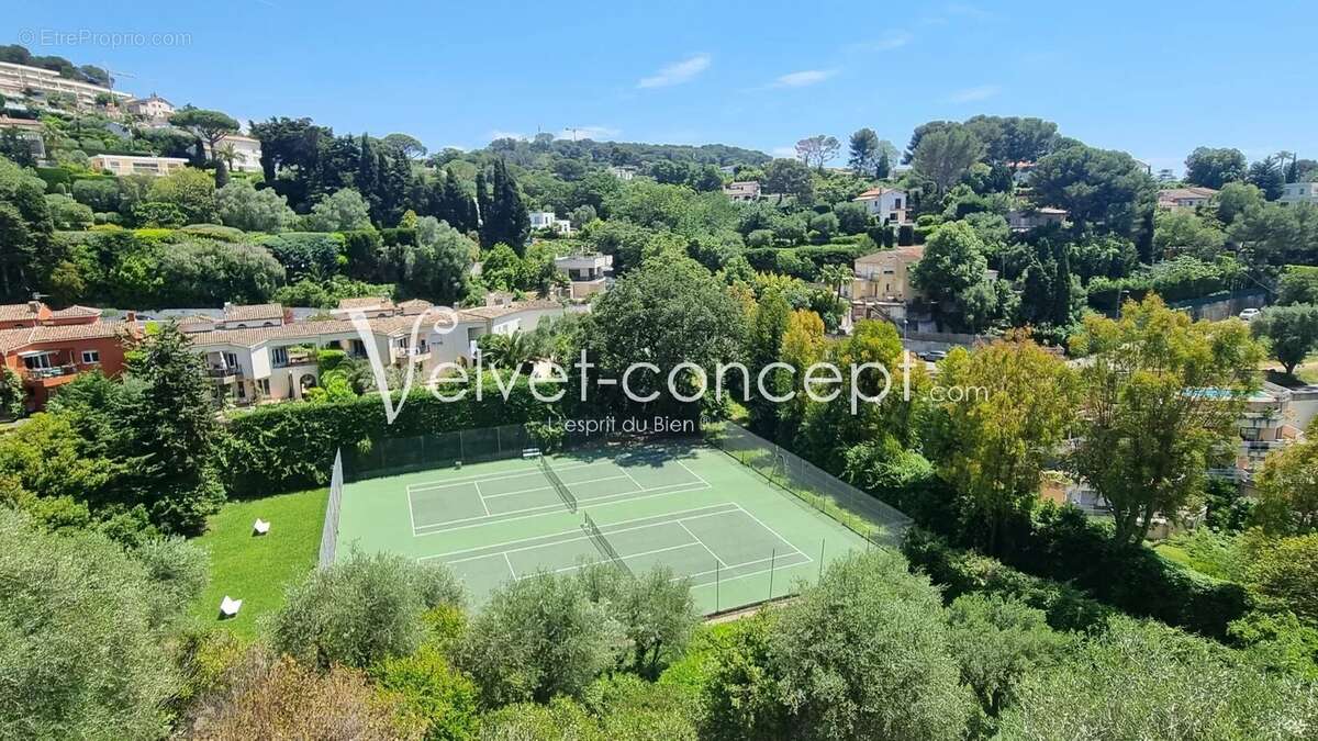 Appartement à LE CANNET