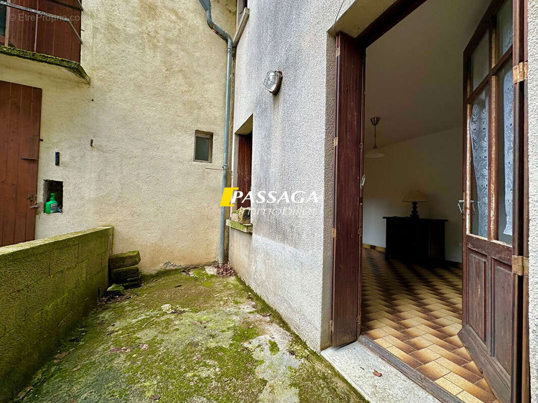 Maison à LA CANOURGUE