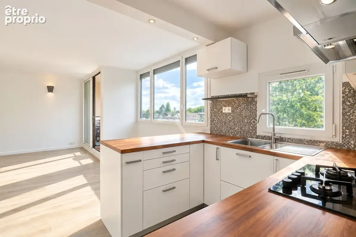 Appartement à FRESNES