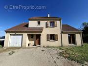 Maison à LA PUISAYE