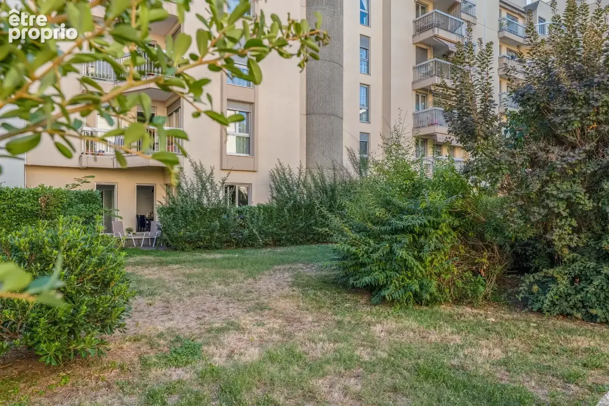 Appartement à vendre 4 pièces LYON 8EME ARRONDISSEMENT (69) Monplaisir-Lumière Parking Jardin - photo 14