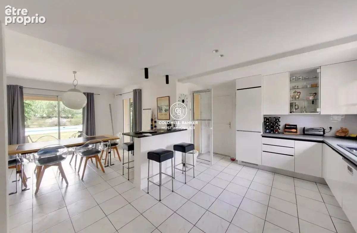 Magnifique Villa de 180m² avec piscine et vue imprenable  sur les Albères et le Canigou - photo 8