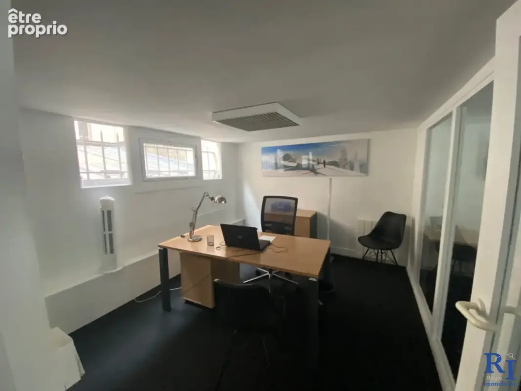 Bureau 2 mezzanine
