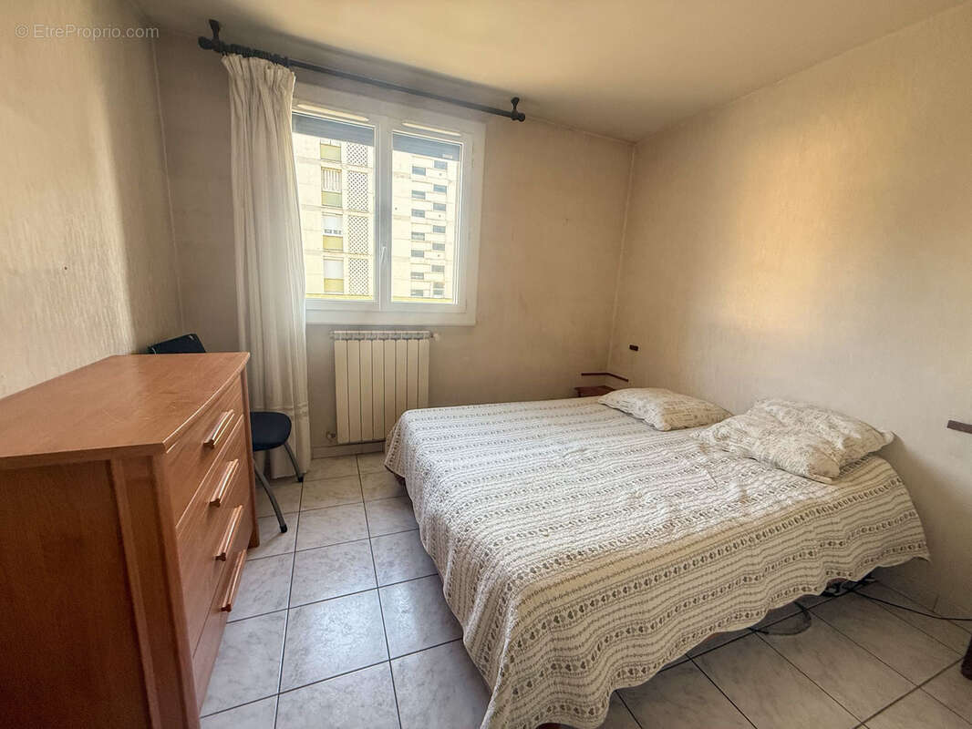 Appartement à FONTAINE