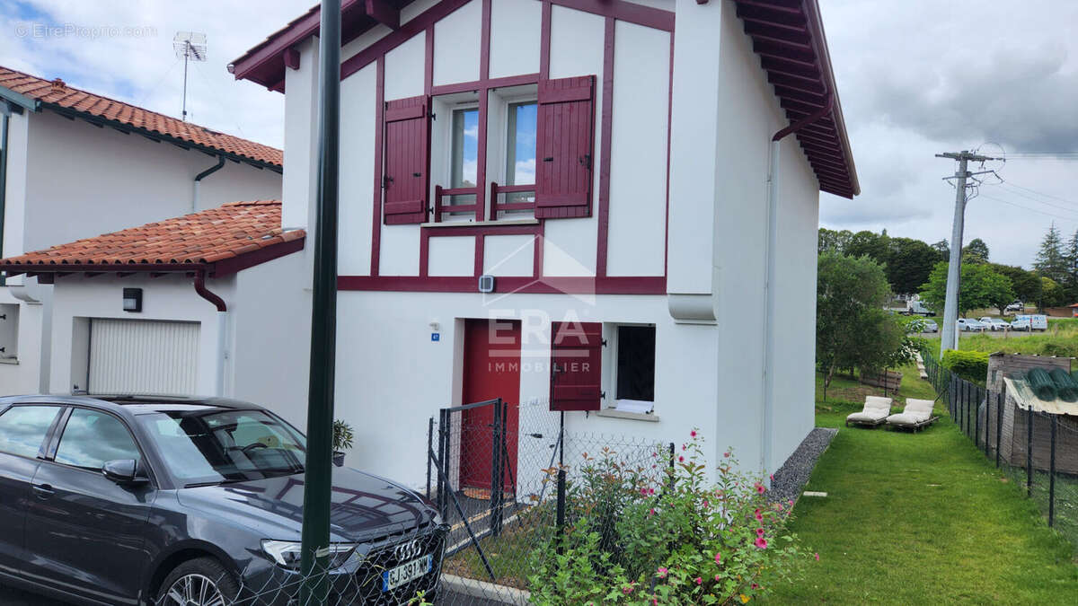 Maison à GUICHE