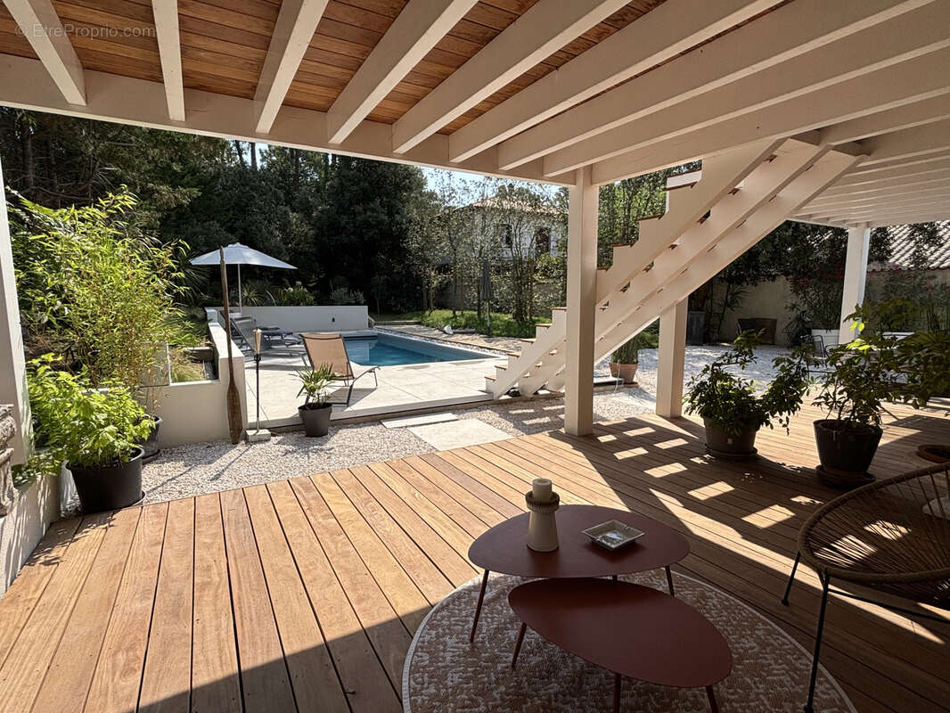 Maison à SAINT-GEORGES-DE-DIDONNE