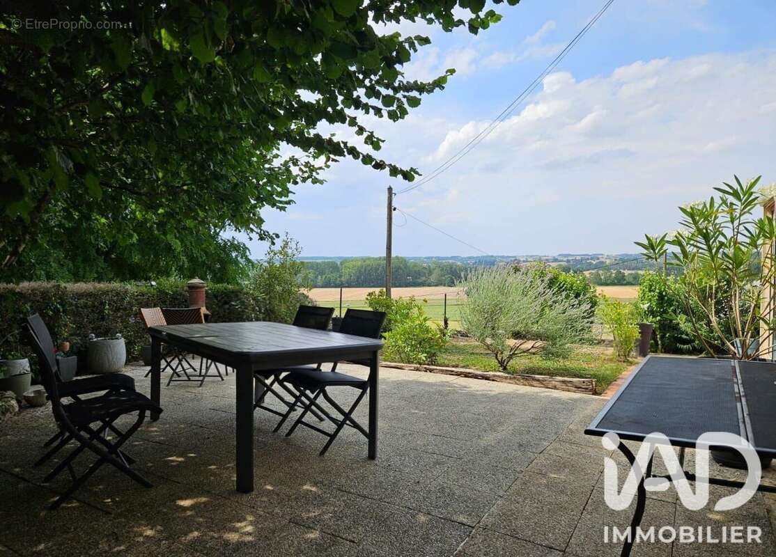 Maison 115 m² à Villedieu-Le-Chateau  - photo 8