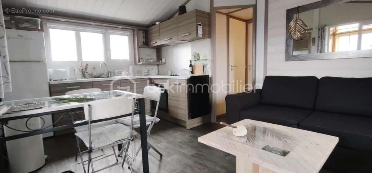 Chalet en vente - Vivez le charme discret dans un cadre paisible - photo 7