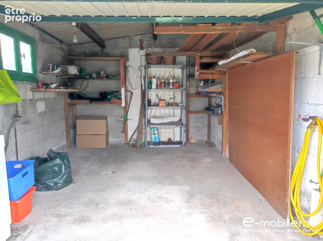 GARAGE ATTENANT 13 m²
