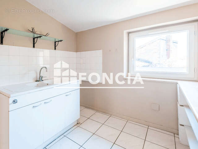 Appartement à ROMANS-SUR-ISERE