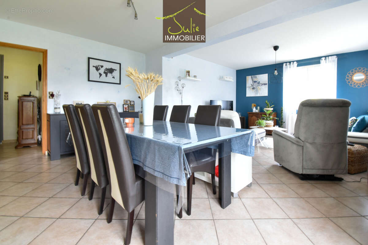 Maison à LA FORET-SUR-SEVRE