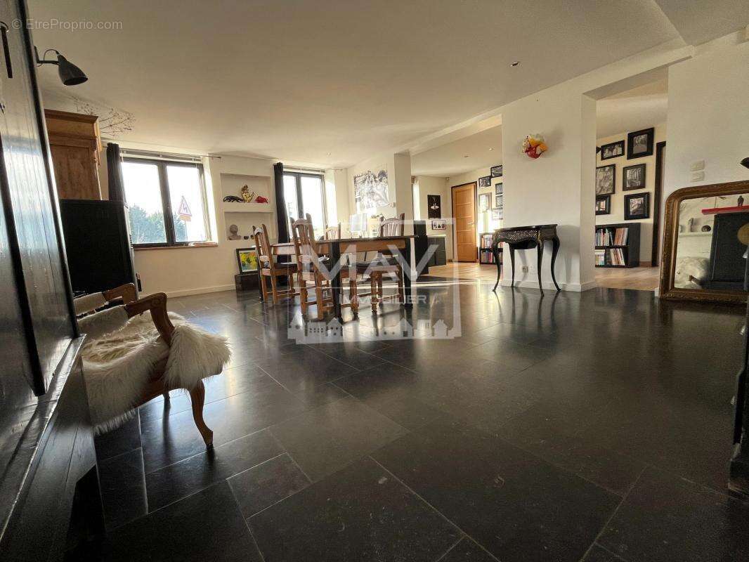 Maison à QUESNOY-SUR-DEULE