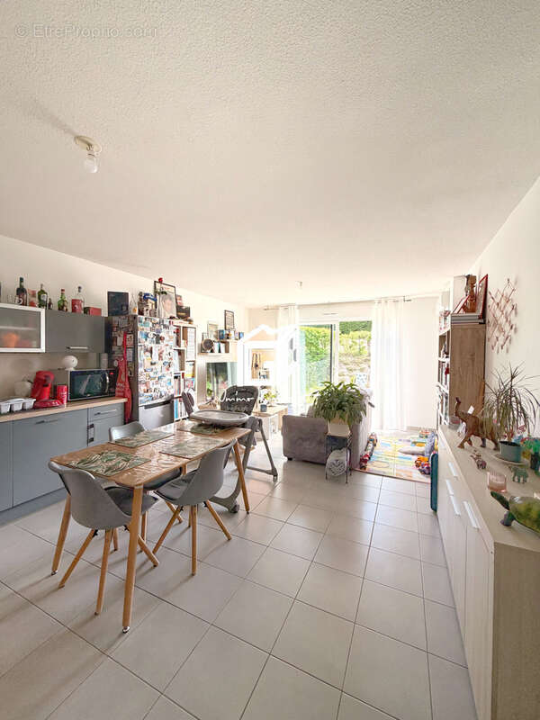 Appartement à SAINTE-RADEGONDE