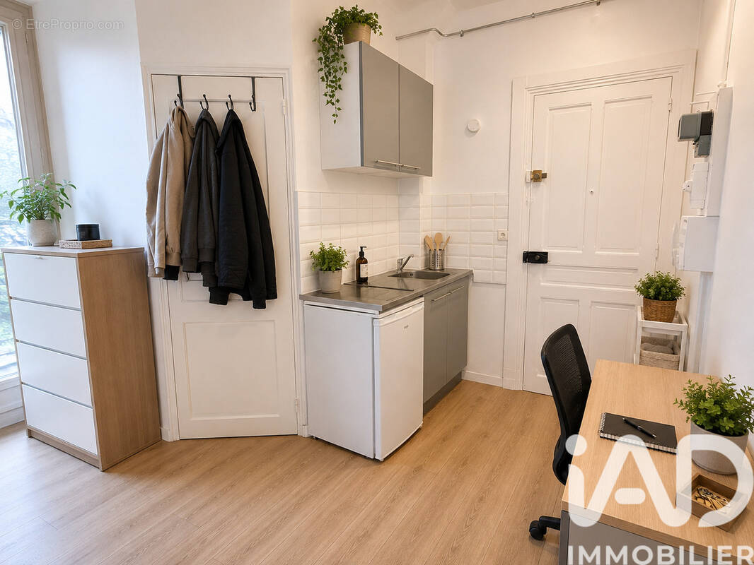 Photo 1 - Appartement à COURBEVOIE