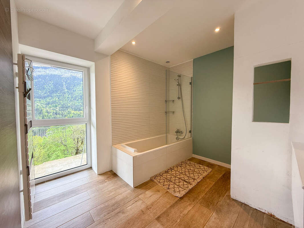 Maison à SAINT-FRANCOIS-DE-SALES