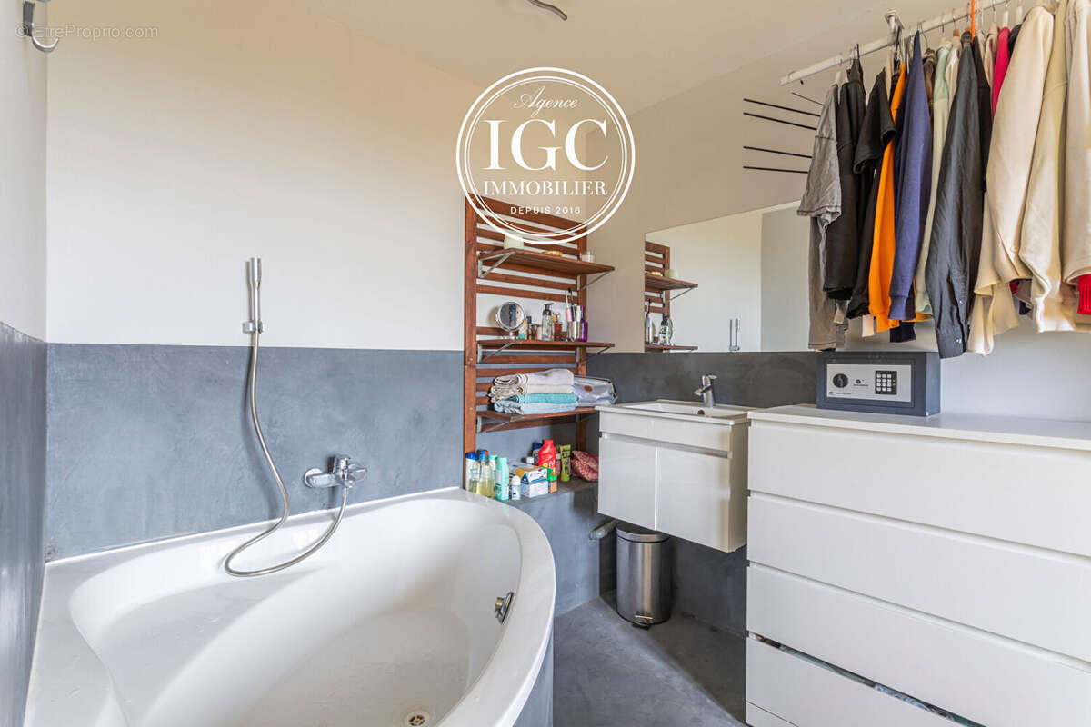 Maison à GIGNAC-LA-NERTHE