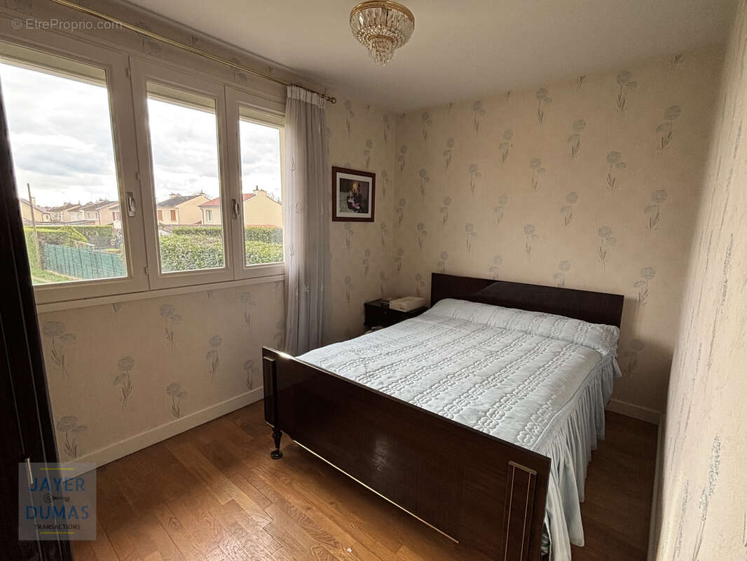 Maison à CHATENOY-LE-ROYAL