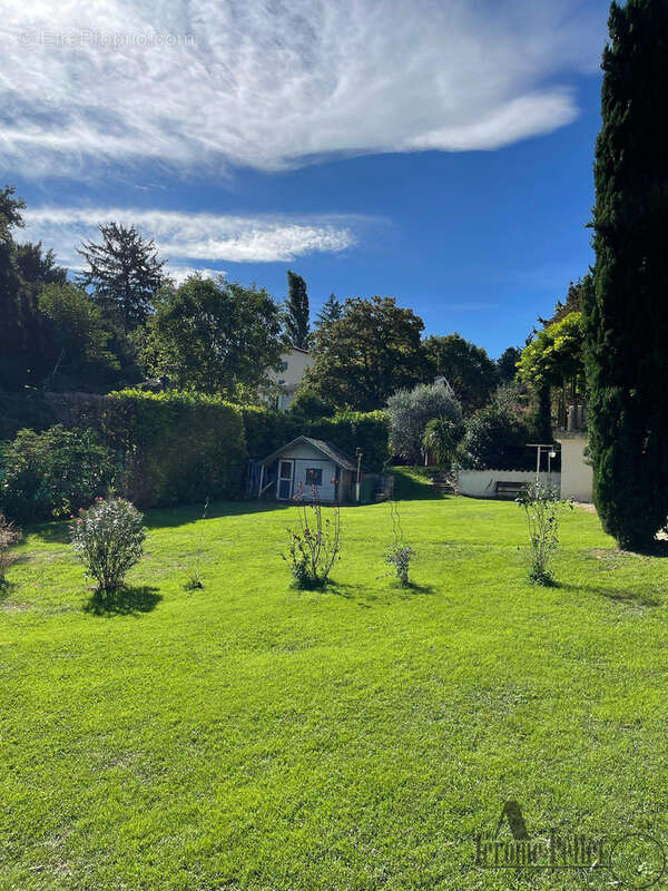 Maison à TERNAY