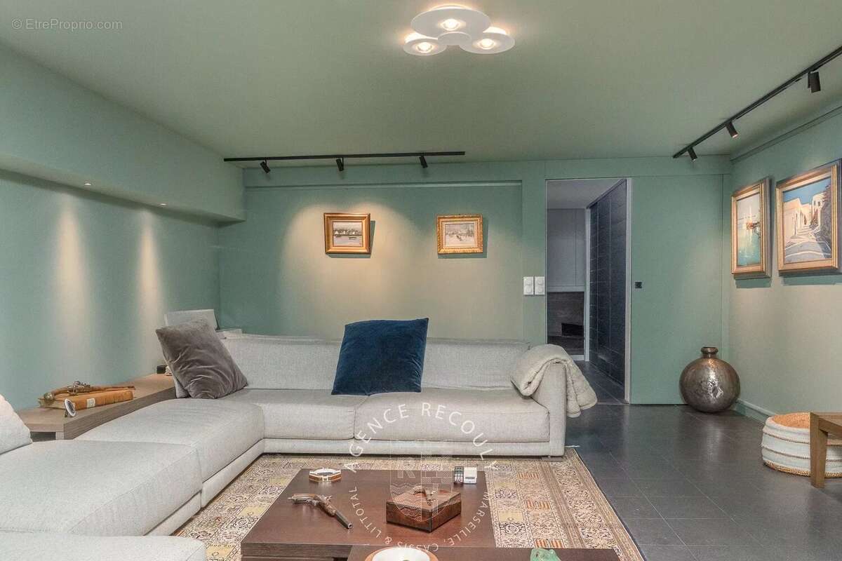 Appartement à MARSEILLE-8E