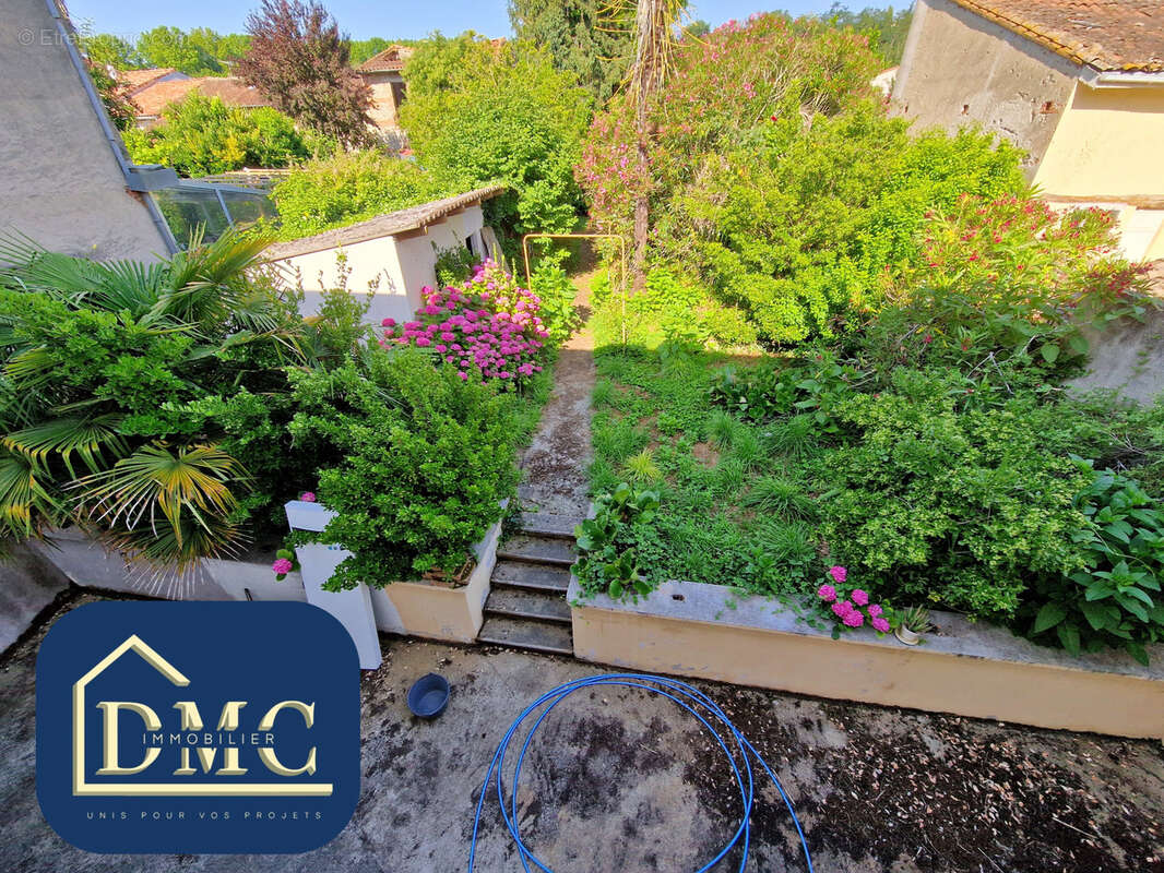 Appartement à SAVERDUN