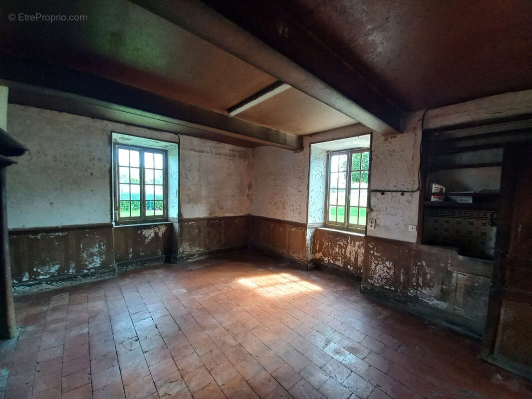 Maison à MIRANDE