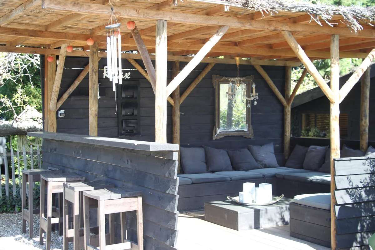 Un domaine exceptionnel avec Maison de Maître, 5 maisons d’amis, salles de réception, piscine, sauna et spa, à côté de Saint Emi - photo 22