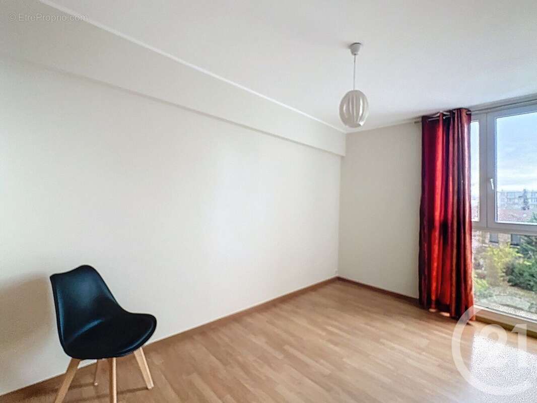 Photo 6 - Appartement à THIAIS
