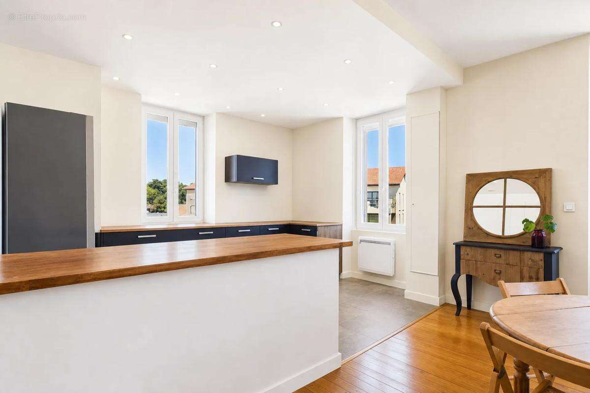 Appartement à MOIDIEU-DETOURBE