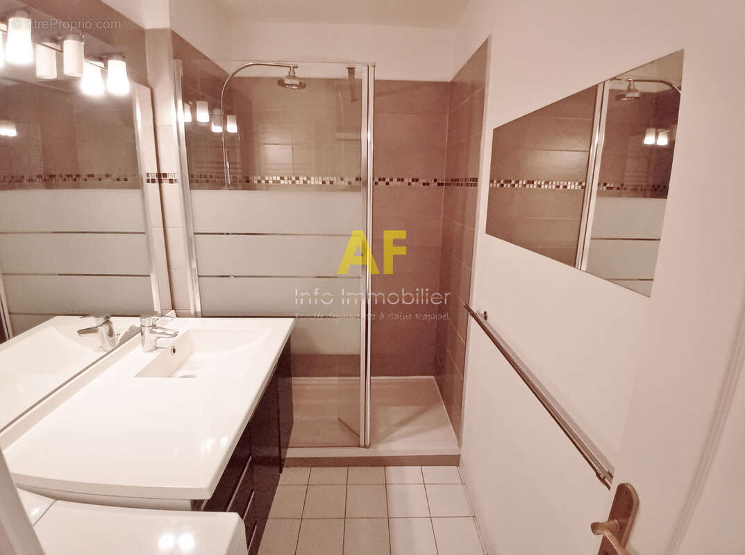 Appartement à SAINT-RAPHAEL