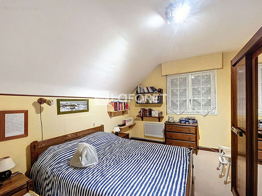 Maison à SAINT-GEORGES-DES-GROSEILLERS