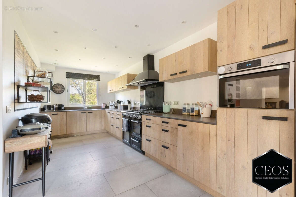 Vente Maison 280 m² Augers-En-Brie - EtreProprio