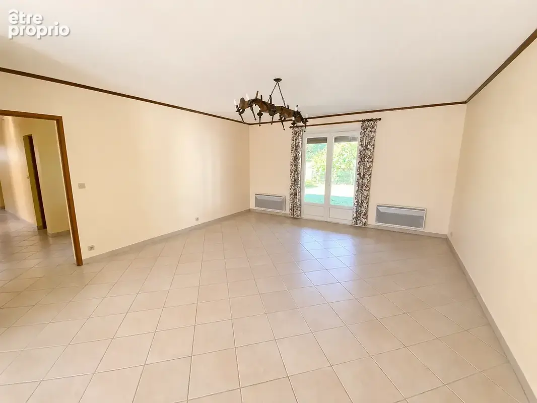 Maison 4 pièces - 129 m2 + dépendances - photo 5