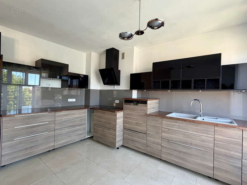 Appartement à COLOMBES