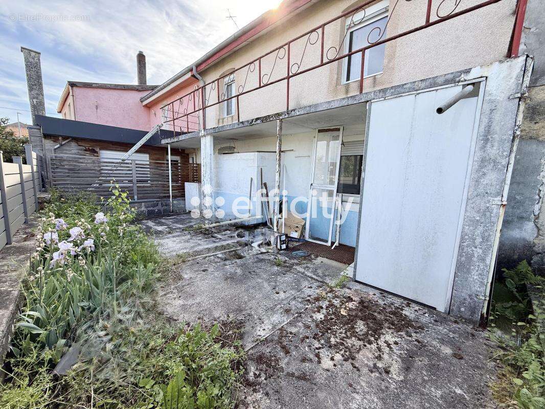Maison à GORCY