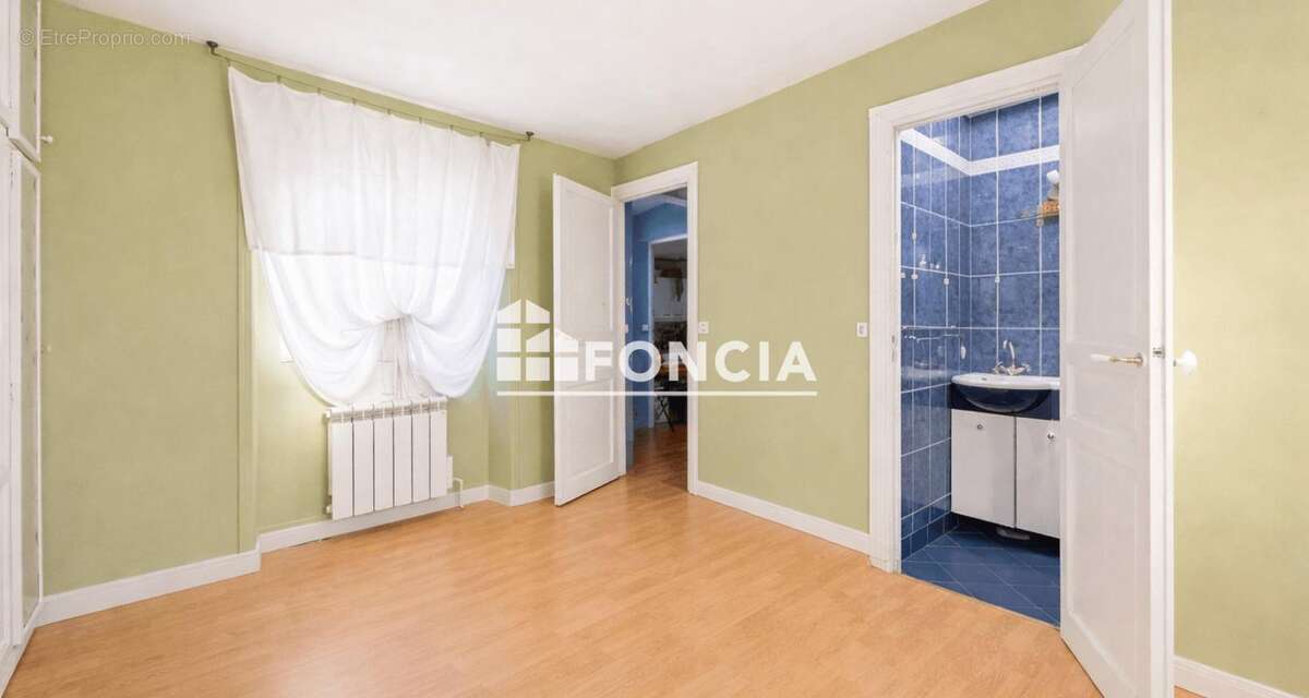 Appartement à VERSAILLES