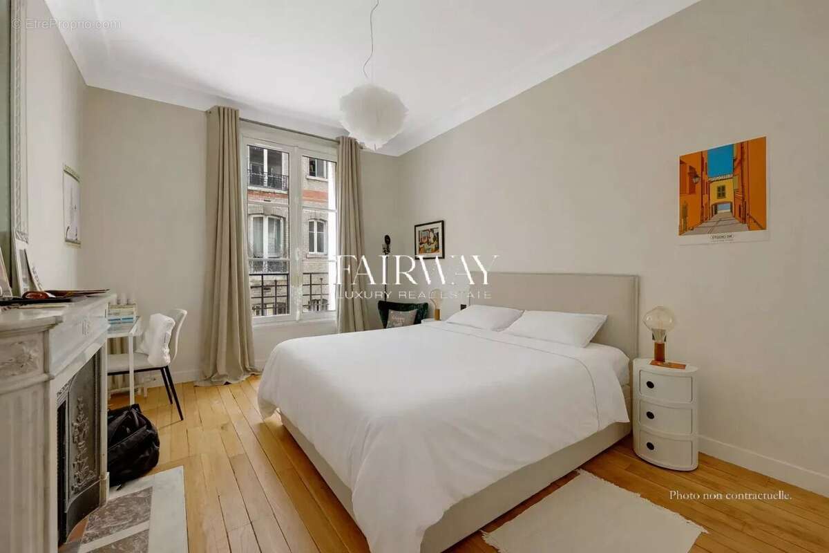 Appartement à PARIS-16E