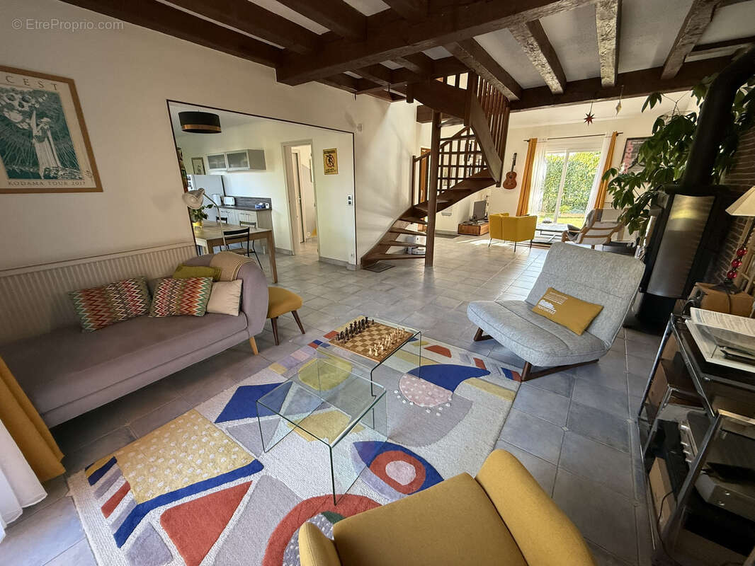 Maison à SAINT-SEBASTIEN-SUR-LOIRE