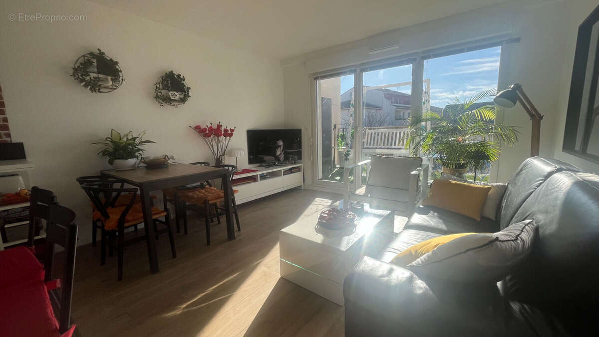 Appartement à MARIGNANE