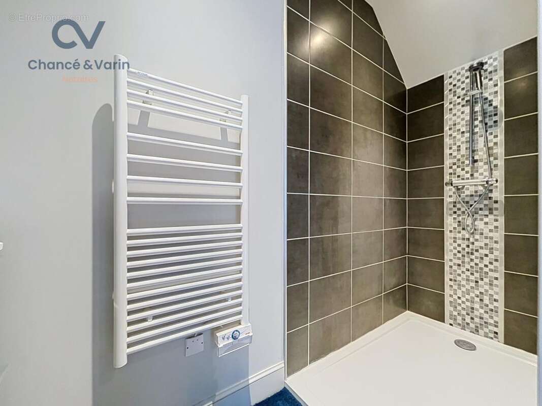 Maison 255 m² à Lisieux  - photo 7