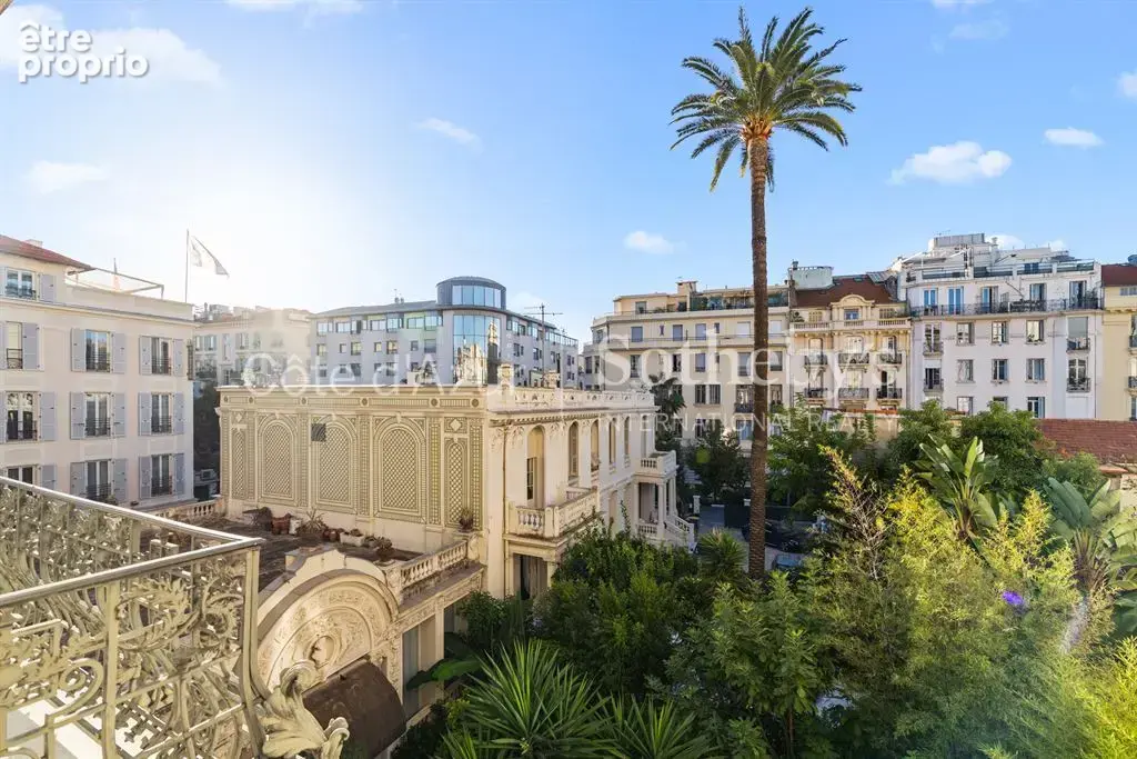 Nice Carré d’Or, appartement bourgeois de 120 m² rénové dans un immeuble Belle Époque - photo 17