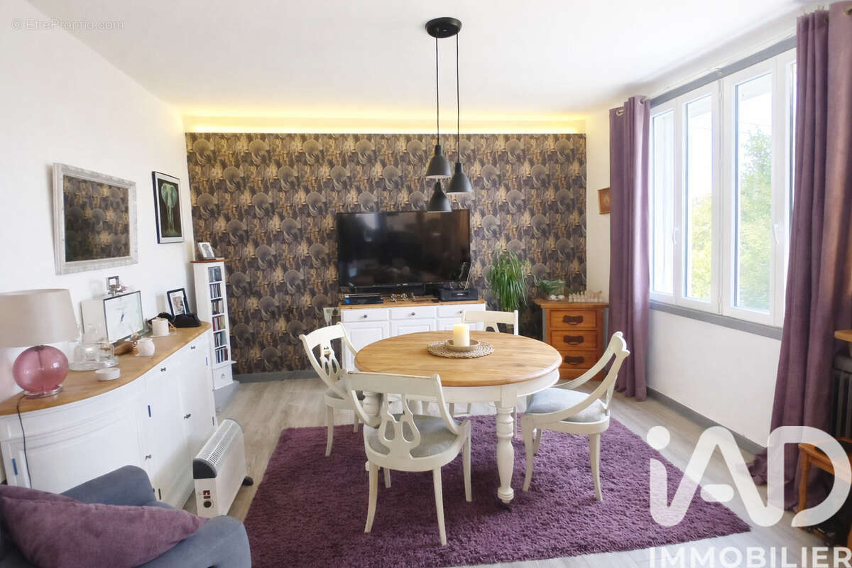 Photo 4 - Maison à MIALET