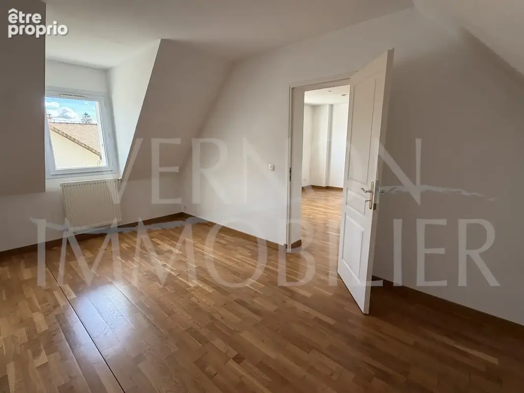 Maison 6 pièces 178 m² à vendre à Vernon (27200) - photo 7